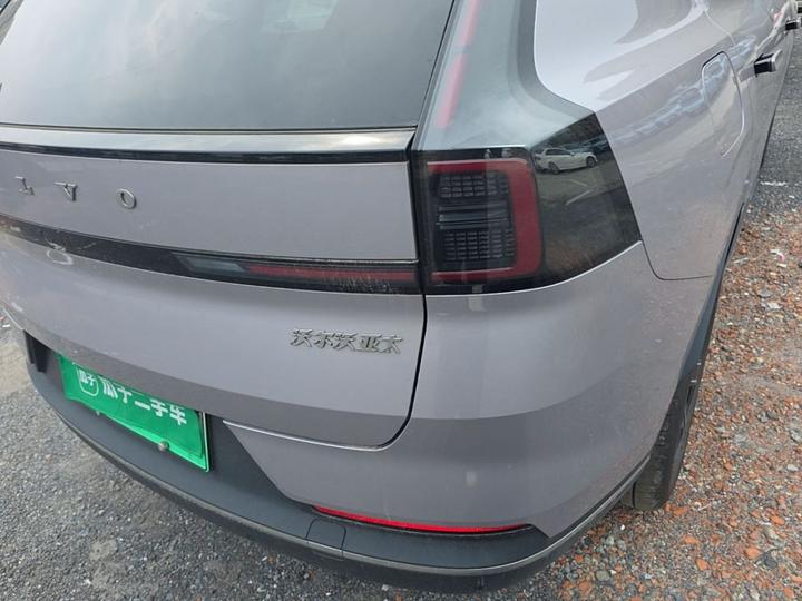 XC70 Hybrid 2026 RWD Long Range Core photo 7
