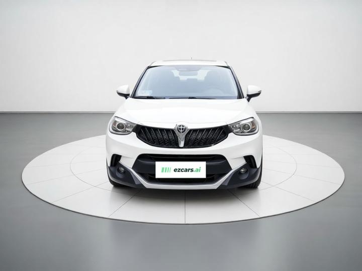 Zhonghua V3 2015 1.5L AT Smart photo 2