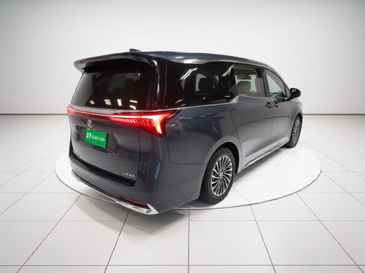 2025 2.0T 7-Seater Exclusive photo 4