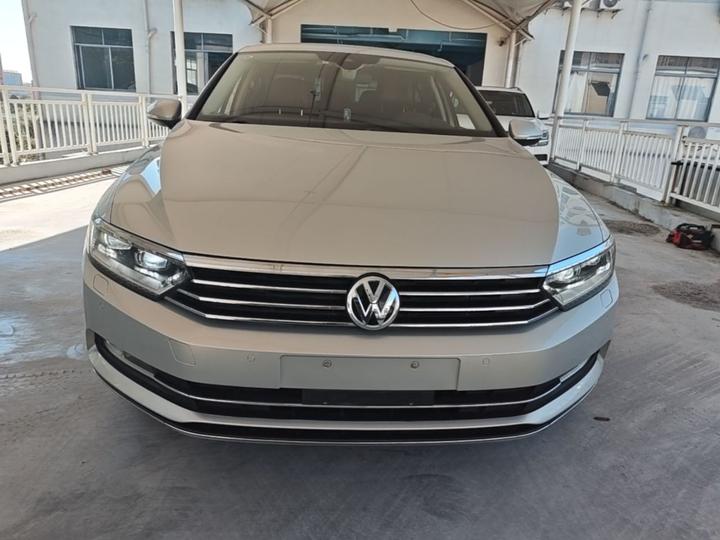 Magotan 2018 330TSI DSG Premium photo 2