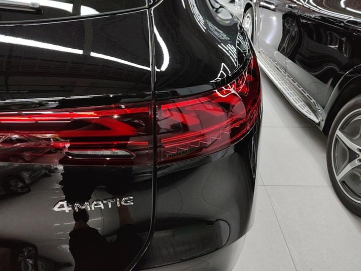 EQS SUV 2025 500 4MATIC photo 7