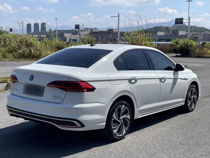 Bora 2023 300TSI DSG photo 6