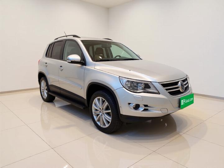 Tiguan 2009 2.0TSI Luxury photo 3