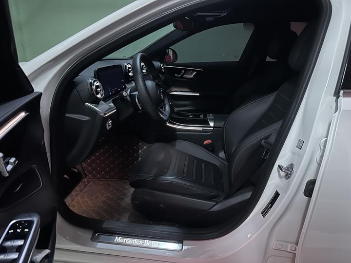 C-Class 2022 Facelift C 260 L Sport photo 8
