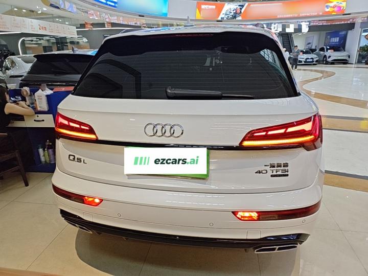 Q5L 2024 40 TFSI Luxury Dynamic photo 3