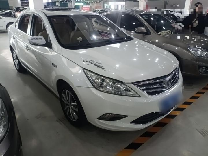 Eado 2015 1.6L AT Luxury photo 3