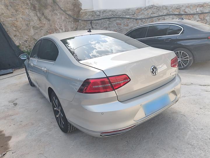 Magotan 2017 330TSI DSG Premium photo 4
