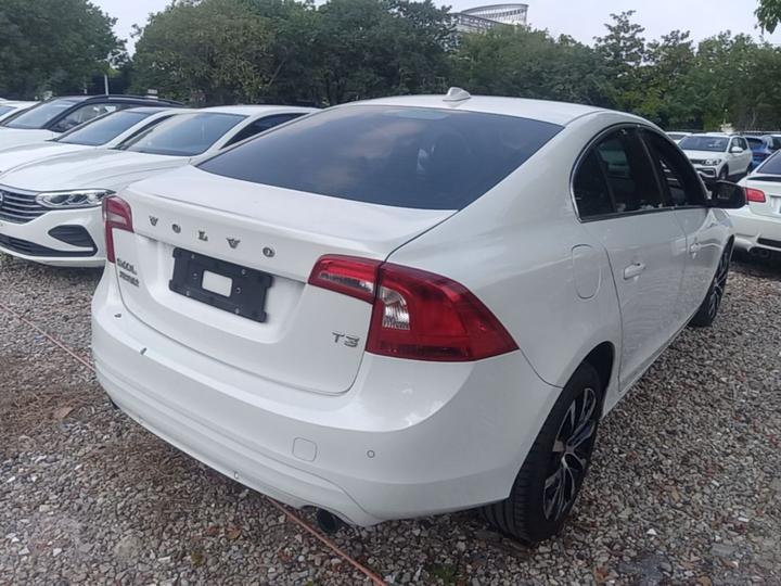 S60 2018 S60L T3 Progressive photo 4