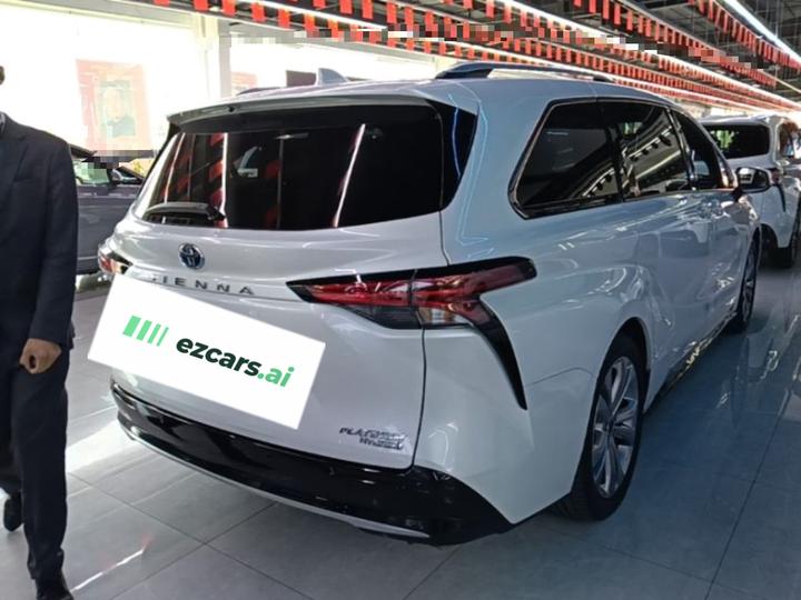 Sienna 2023 2.5L Hybrid Platinum photo 6