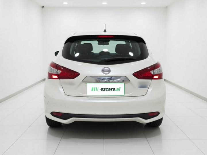 Tiida 2016 1.6L CVT photo 3