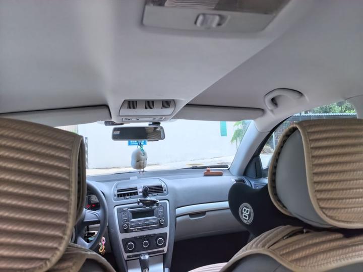 Octavia 2014 1.6L AT photo 8