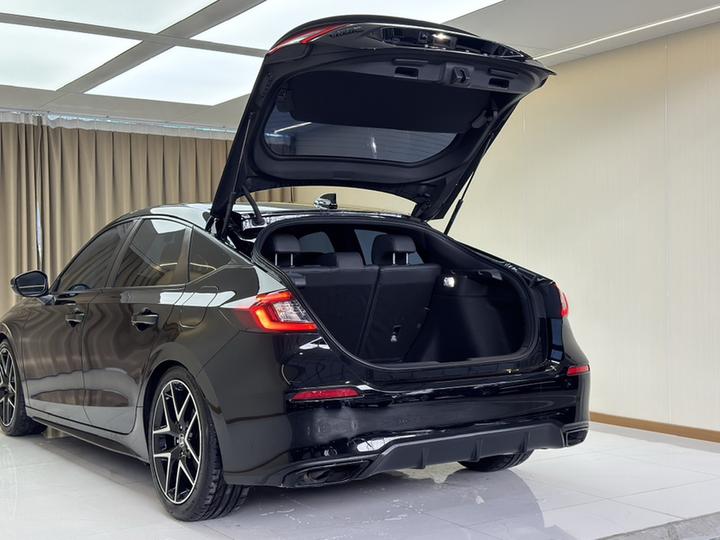 Civic 2023 HATCHBACK 240TURBO MT photo 8