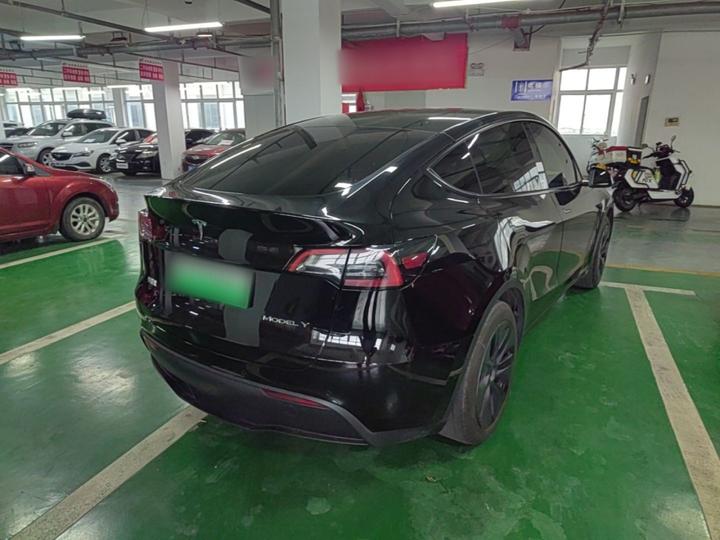 Model Y 2023 RWD photo 4