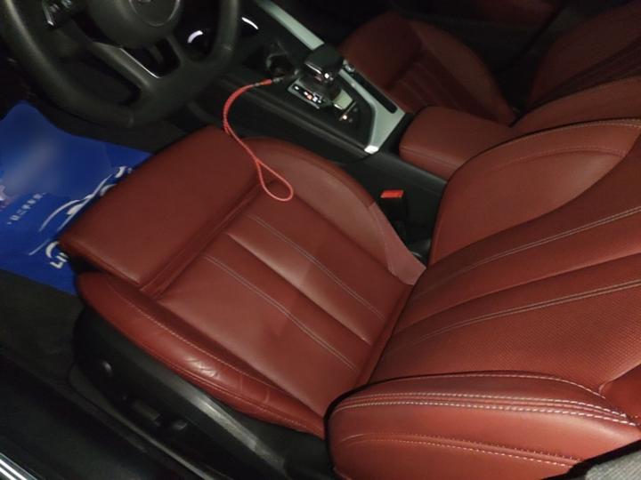 A4L 2022 40 TFSI Luxury Dynamic photo 6