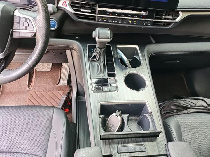 Sienna 2023 2.5L Hybrid Premium photo 5