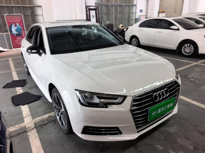 A4L 2018 30 Anniversary 40 TFSI Progressive photo 3