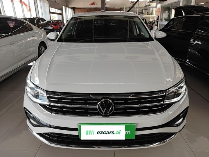 Bora 2023 200TSI DSGPRO photo 2