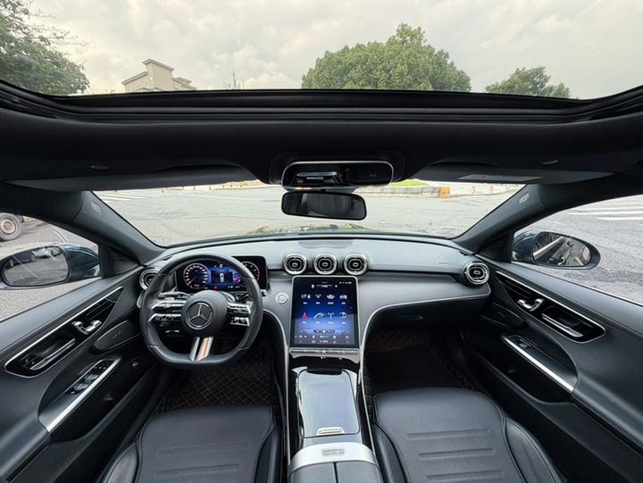 C-Class 2022 Facelift C 260 L Sport photo 4