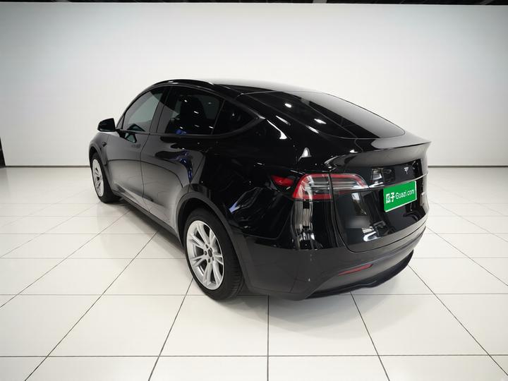 Model Y 2022 Facelift RWD photo 4