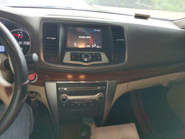 Teana 2011 2.0L XL Comfort photo 5
