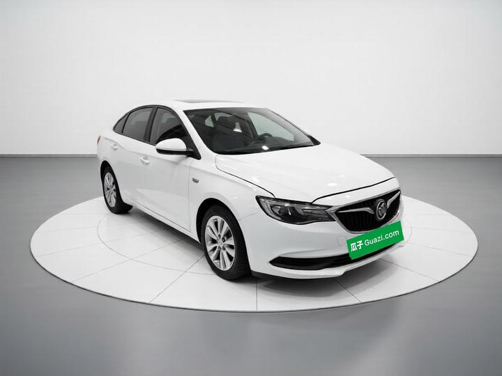 Excelle 2021 Facelift Classic 1.5L AT Elite photo 3
