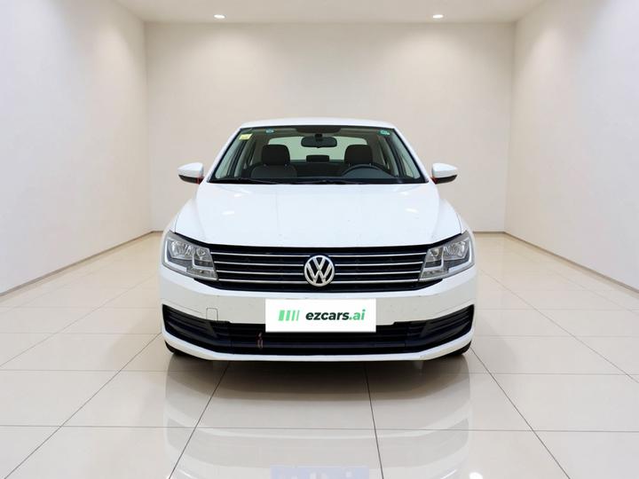 Lavida 2017 1.6L AT photo 2