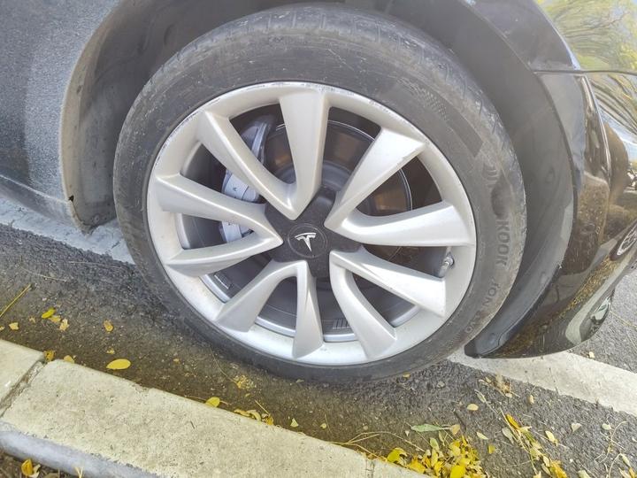 Model 3 2019 Standard Range RWD Upgraded photo 8