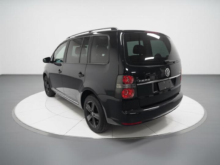 2015 1.4T DSG Comfort 5-Seater photo 4