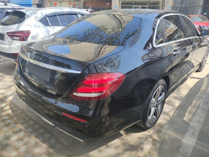 E-Class 2016 E 200 L Sport photo 4