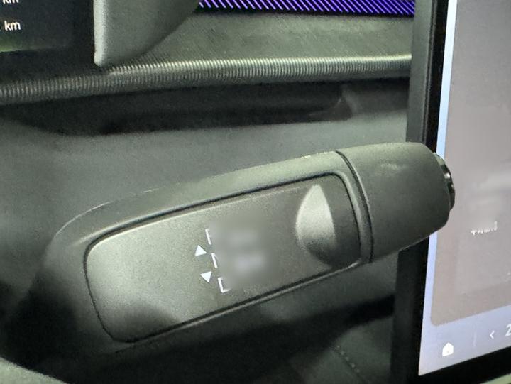 P7 2025 750 AWD Performance Ultra photo 6