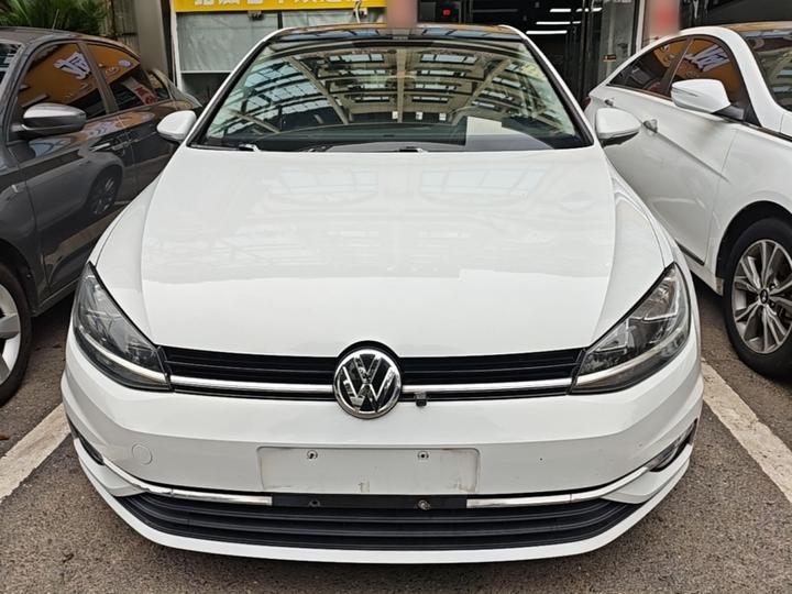 Golf 2018 230TSI AT Comfort photo 2