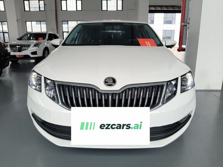 Octavia 2021 1.5L AT Comfort photo 2
