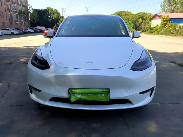 Model Y 2021 Standard Range RWD photo 2