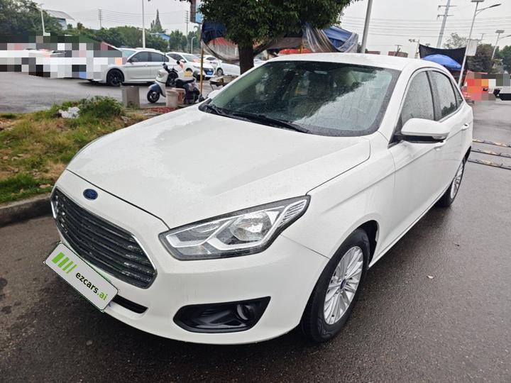 Escort 2017 Facelift 1.5L AT Comfort