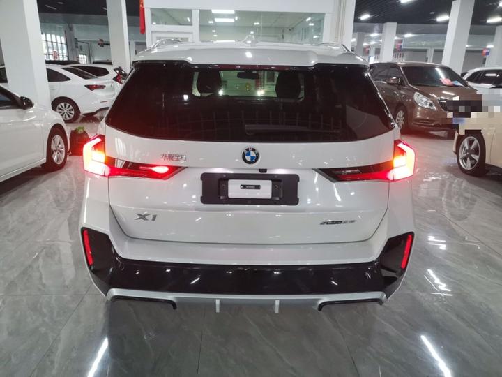 X1 2023 sDrive25Li M Sport Package photo 4