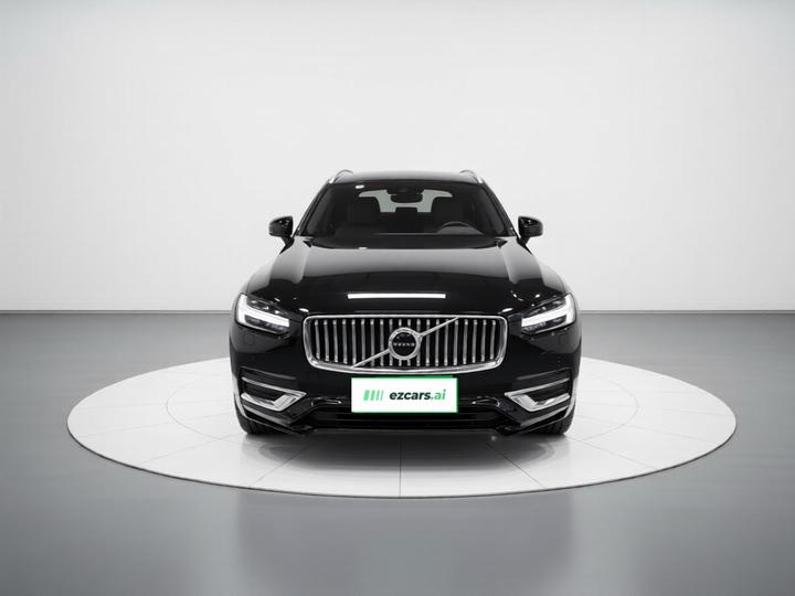 XC90 2022 B6 Luxury 7-Seater photo 2