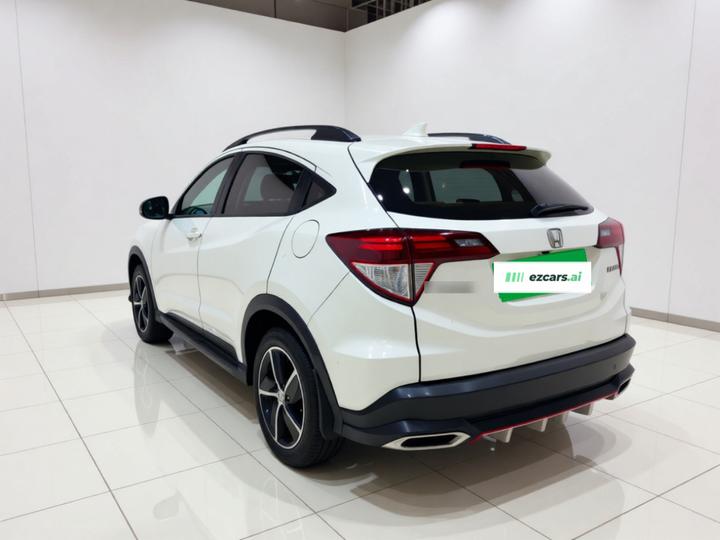 Vezel 2020 1.5L CVT Luxury photo 4