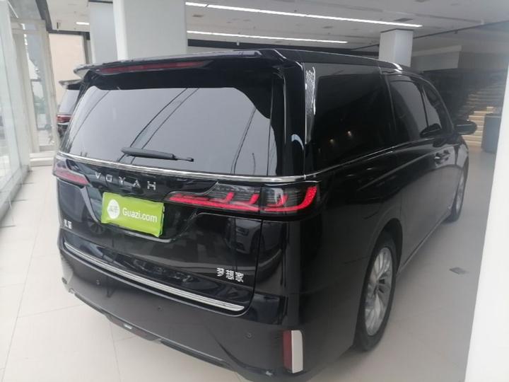 Voyah Dreamer 2024 PHEV Extended Range Excellence photo 4