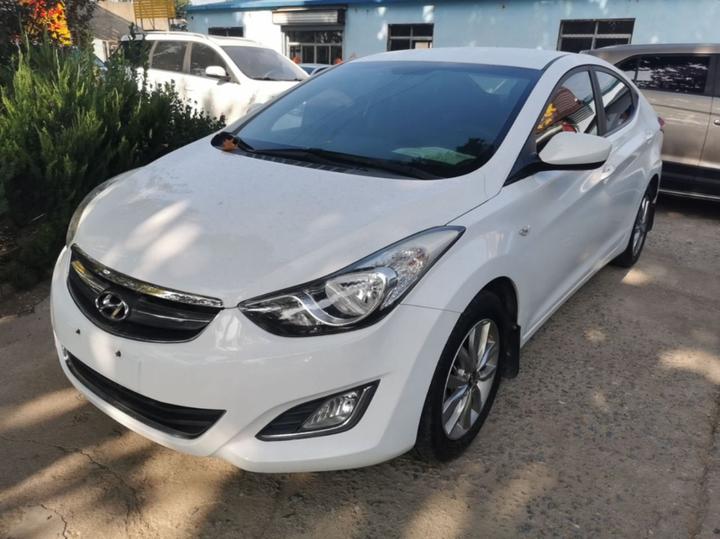 Elantra 2012 1.6L AT Fashion