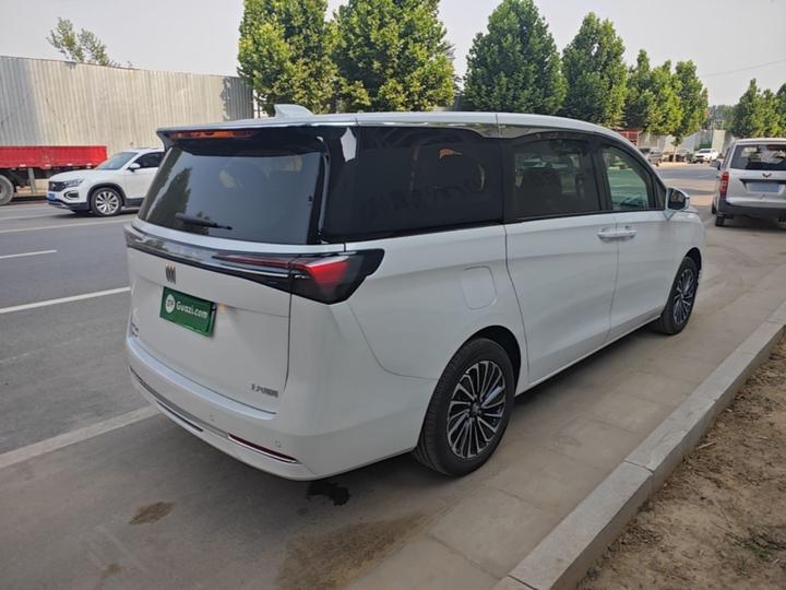 GL8 EV 2025 Exclusive photo 4