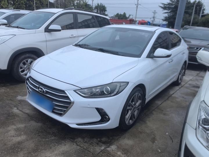 Elantra 2016 1.6L AT Smart Luxury
