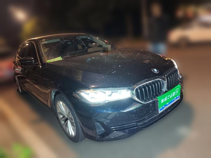 5 Series 2021 525Li Luxury photo 3
