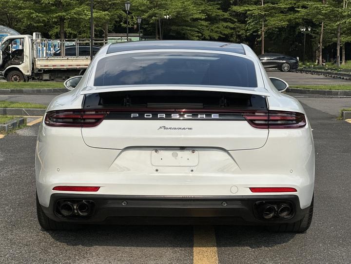 2017 Panamera 3.0T photo 5