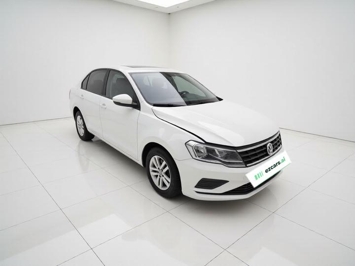 2017 1.5L MT Fashion photo 3