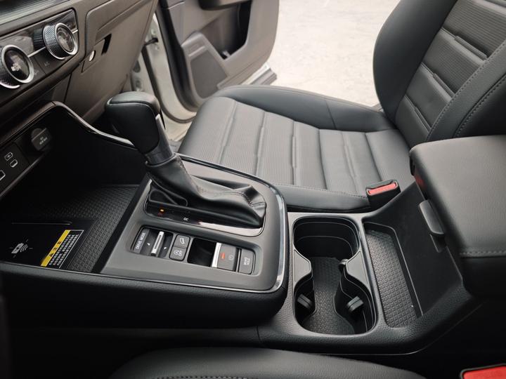 CR-V 2023 240TURBO RWD 5-Seater photo 6