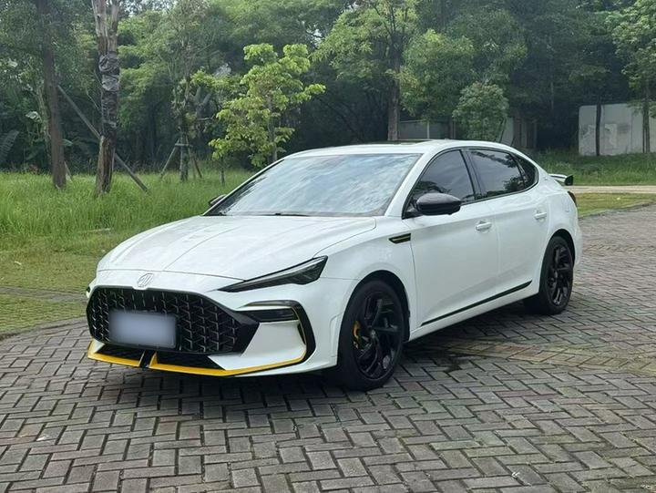 MG6 2021 Pro 1.5T AT Trophy Flagship