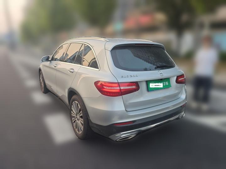 GLC 2016 GLC 200 4MATIC photo 4