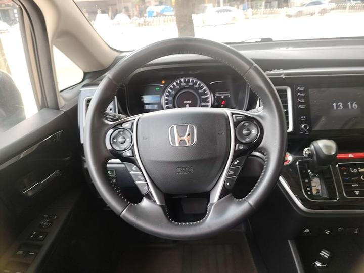 Elysion 2019 2.0L Hybrid Luxury photo 6
