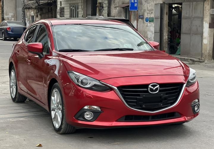 3 Axela 2016 Hatchback 2.0L AT Flagship photo 3
