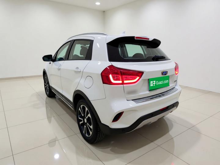 Vision X3 2017 1.5L AT Premium photo 4
